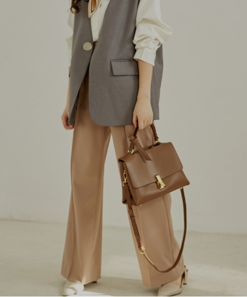 NiiNa(ニーナ)の「【NiiNa】【高品質牛革】本革アンティークレザーバッグ(ショルダーバッグ・レディース・ホワイト・FREE)」の18枚目の写真