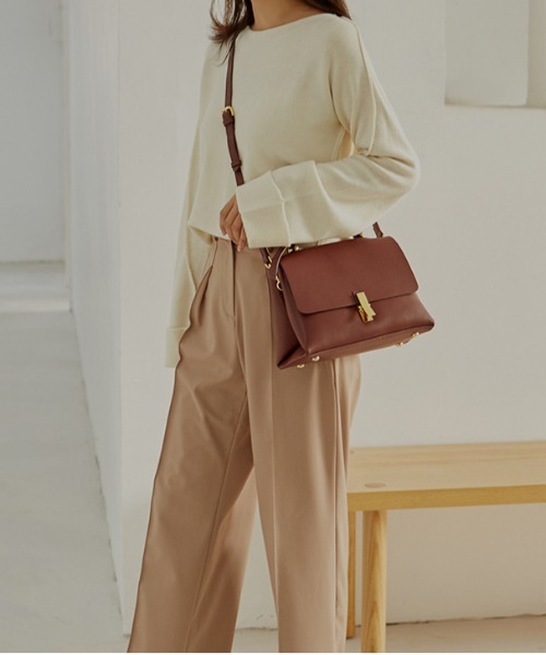 NiiNa(ニーナ)の「【NiiNa】【高品質牛革】本革アンティークレザーバッグ(ショルダーバッグ・レディース・ホワイト・FREE)」の20枚目の写真