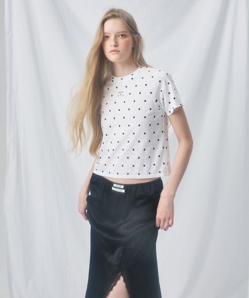 Mardi Mercredi(マルディメクルディ)の「SLIM TSHIRT DOT DOUBLE LABEL / スリム Tシャツ ドット ダブル ラベル(Tシャツ/カットソー・レディース・ホワイト・FREE)」の6枚目の写真