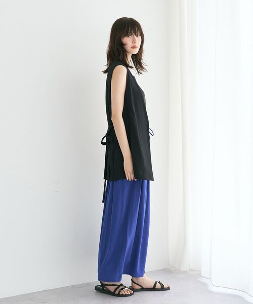 YECCA VECCA(イェッカヴェッカ)の「【接触冷感】シルキータックワイドパンツ【セットアップ対応】(その他パンツ・レディース・ブルー/グレイッシュベージュ/チャコールグレー・FREE)」の19枚目の写真