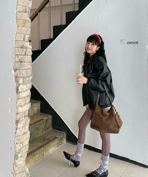 ITZAVIBE(イッザバイブ)の「ITZ MINI LOGO VEGAN LEATHER JACKET(ライダースジャケット・レディース・その他・MEDIUM/LARGE)」の18枚目の写真