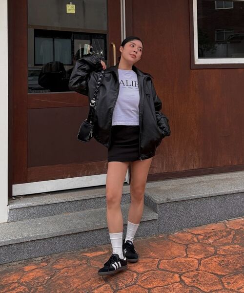 ITZAVIBE(イッザバイブ)の「ITZ MINI LOGO VEGAN LEATHER JACKET(ライダースジャケット・レディース・その他・MEDIUM/LARGE)」の20枚目の写真