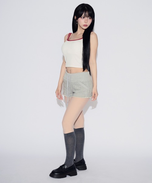tinkerend(ティンカーエンド)の「Cut-off Sweat Mini Shorts / カットオフスウェットミニショーツ(スウェットパンツ・レディース・カモフラージュ/グレー・1/2)」の6枚目の写真