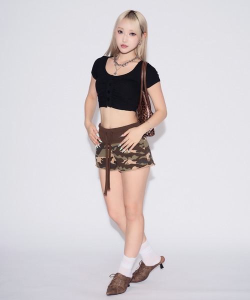 tinkerend(ティンカーエンド)の「Cut-off Sweat Mini Shorts / カットオフスウェットミニショーツ(スウェットパンツ・レディース・カモフラージュ/グレー・1/2)」の15枚目の写真