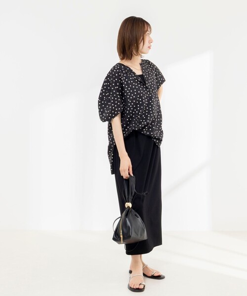 NOLLEY’S(ノーリーズ)の「《セットアップ対応/接触冷感》【BECシリーズ】ウォッシャブルハイスペックジャージギャザータイトスカート(スカート・レディース・ベージュ/ブラック・36/38)」の6枚目の写真