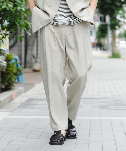 SENSE OF PLACE by URBAN RESEARCH(センスオブプレイスバイアーバンリサーチ)の「リネンブレンド2タックテーパードパンツ(その他パンツ・メンズ・ブラック/ベージュ・LARGE/MEDIUM)」の17枚目の写真