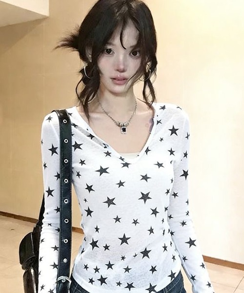 AsheKsha(アシクシャ)の「スター総柄フード付き薄手長袖トップス(Tシャツ/カットソー・レディース・ホワイト・M)」の9枚目の写真