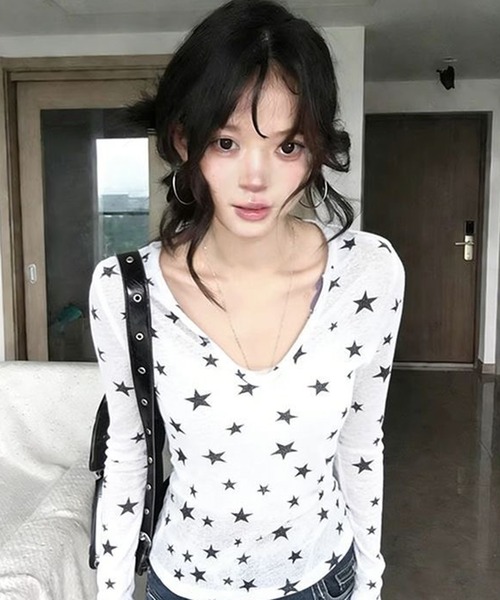 AsheKsha(アシクシャ)の「スター総柄フード付き薄手長袖トップス(Tシャツ/カットソー・レディース・ホワイト・M)」の10枚目の写真