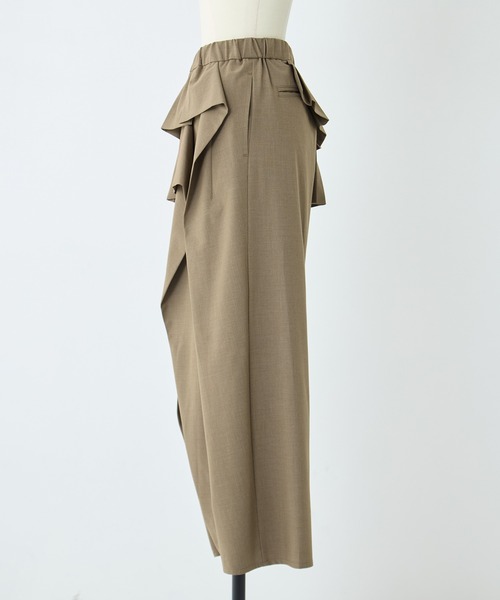 STUDIOUS(ステュディオス)の「【TAAKK/ターク】《STUDIOUS別注》RUFFLE PANTS/ラッフルパンツ(その他パンツ・レディース・ブラウン/ホワイト/ブラック・3/1)」の5枚目の写真