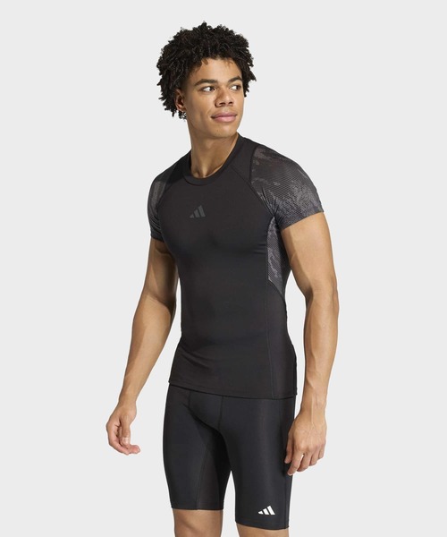 adidas(アディダス)の「TECHFIT AOP Tシャツ / アディダス adidas(Tシャツ/カットソー・メンズ・ブラック・MEDIUM/XX-LARGE/XX-SMALL/LARGE/3XL/SMALL/X-LARGE/X-SMALL)」の1枚目の写真