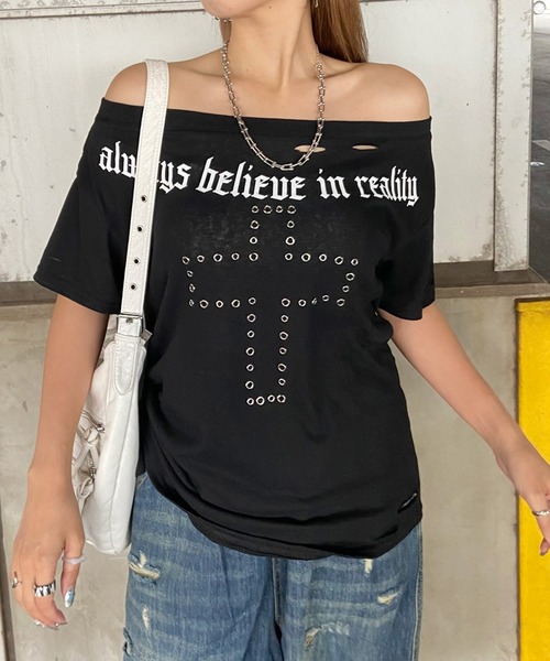 non-hedge(ノンヘッジ)の「クロスハトメクロスモチーフオフショルダーTシャツ(Tシャツ/カットソー・レディース・オフホワイト/ブラック/カーキ・FREE)」の3枚目の写真