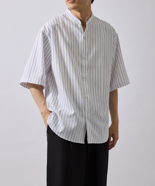 LE CERCLE par rope'（ルセルクルパーロペ）の「スキッパーバンドカラーストライプシャツ（シャツ/ブラウス・メンズ・ホワイト/ブラック・LL/L/M）」の16枚目の写真