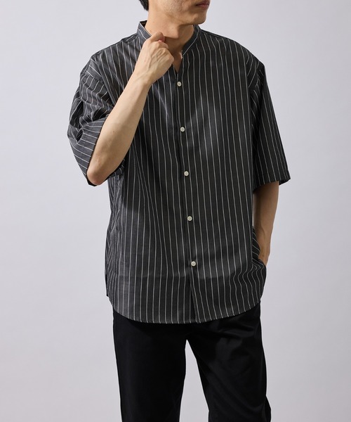 LE CERCLE par rope'（ルセルクルパーロペ）の「スキッパーバンドカラーストライプシャツ（シャツ/ブラウス・メンズ・ホワイト/ブラック・LL/L/M）」の13枚目の写真