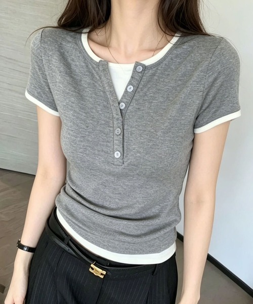 GLAMOROUS JANE(グラマラスジェーン)の「配色レイヤードヘンリーネック半袖トップス(Tシャツ/カットソー・レディース・グレー/ブラック・FREE)」の5枚目の写真