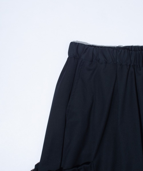 F/CE. (エフシーイー)の「F/CE. TECH TRANSFORM TROUSERS / エフシーイー テック トランスフォーム トラウザーズ(カーゴパンツ・メンズ・ネイビー/ブラック/ストライプ・SMALL)」の13枚目の写真