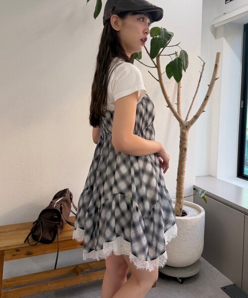 w closet(ダブルクローゼット)の「シアーチェックミニキャミOP(シャツ/ブラウス・レディース・ブラック/ブルー/ピンク・FREE)」の21枚目の写真