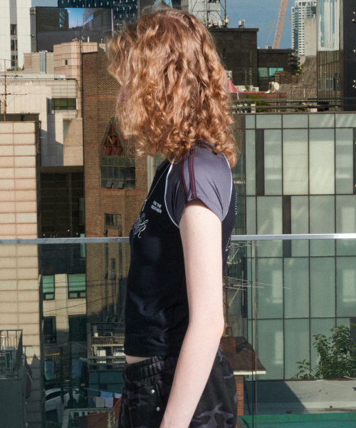 FOR THE WEATHER(フォーザウェザー)の「レタリングユニフォームTシャツ(ブラック)(Tシャツ/カットソー・レディース・その他・FREE)」の3枚目の写真