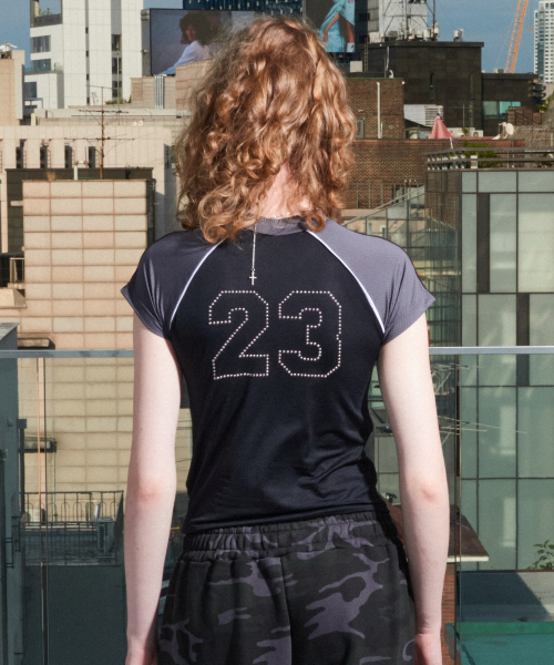 FOR THE WEATHER(フォーザウェザー)の「レタリングユニフォームTシャツ(ブラック)(Tシャツ/カットソー・レディース・その他・FREE)」の4枚目の写真