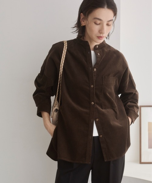 ANGIE(アンジー)の「オーバーサイズ コーデュロイ バンドカラーシャツ / 長袖 / 秋服(シャツ/ブラウス・レディース・アイボリー/ダークブラウン/ブラック・FREE)」の3枚目の写真