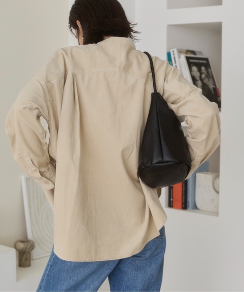 ANGIE(アンジー)の「オーバーサイズ コーデュロイ バンドカラーシャツ / 長袖 / 秋服(シャツ/ブラウス・レディース・アイボリー/ダークブラウン/ブラック・FREE)」の12枚目の写真