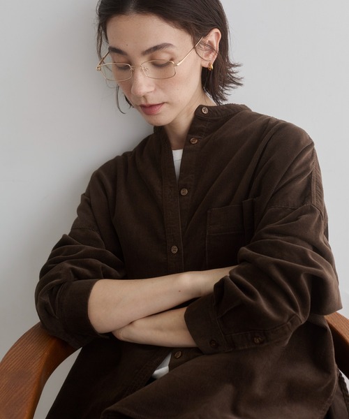ANGIE(アンジー)の「オーバーサイズ コーデュロイ バンドカラーシャツ / 長袖 / 秋服(シャツ/ブラウス・レディース・アイボリー/ダークブラウン/ブラック・FREE)」の22枚目の写真