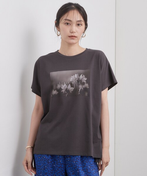 OPAQUE.CLIP(オペークドットクリップ)の「フォトプリントTシャツ【洗濯機OK】(Tシャツ/カットソー・レディース・ブラウン系/チャコールグレー/ホワイト・40/38)」の8枚目の写真