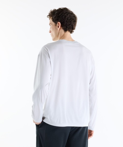 NEW BALANCE（ニューバランス）の「NBロゴロングスリーブ Tシャツ（Tシャツ/カットソー・メンズ・ライトグレー/ブルーグレー・XX-LARGE/X-LARGE/LARGE/MEDIUM/SMALL）」の3枚目の写真