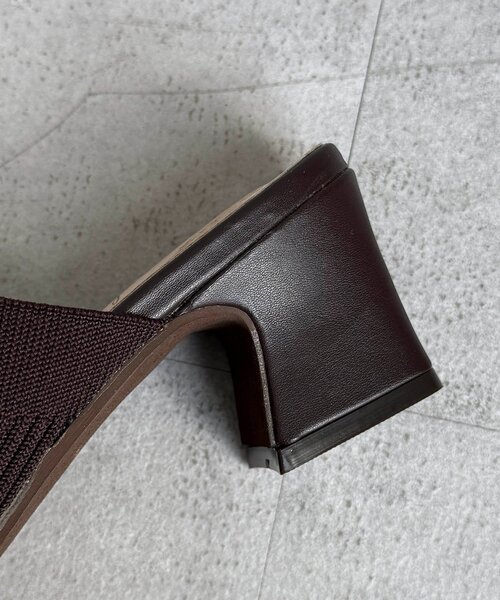 Chez toi(シェトワ)の「ニットミュール(サンダル・レディース・ブラック/ブラウン・24cm/23.5cm)」の13枚目の写真