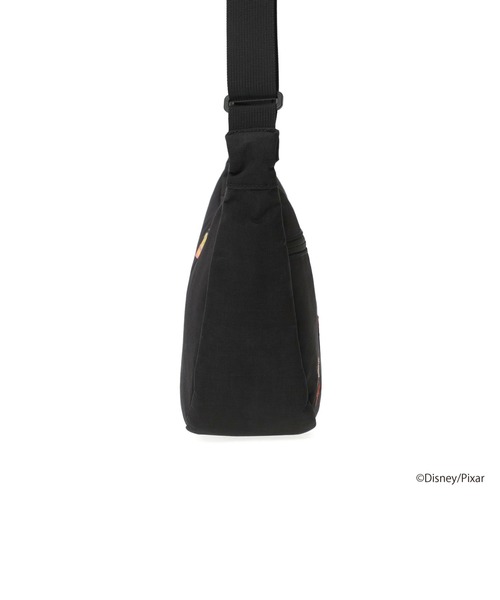 Manhattan Portage(マンハッタンポーテージ)の「DUET SHOULDER BAG 500D CORDURA / TOY / 26(ショルダーバッグ・レディース・ブラック・SMALL)」の3枚目の写真