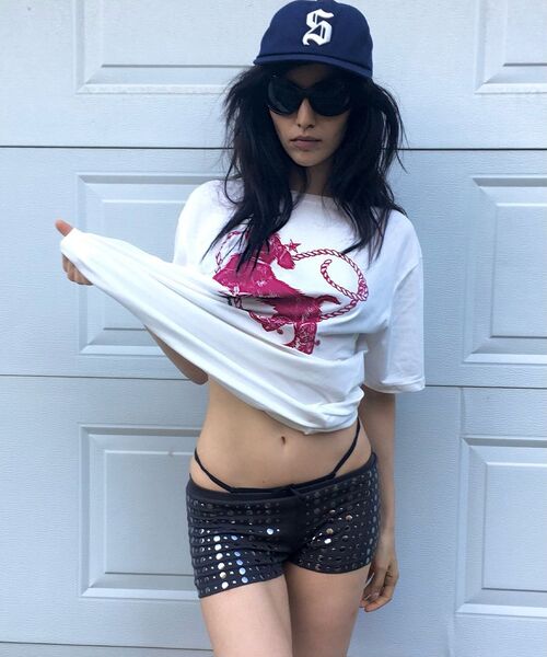 SUNBURNPROJECT(サンバーンプロジェクト)の「HEART DOG OVERFIT T-SHIRT, WHITE(Tシャツ/カットソー・レディース・その他・FREE)」の3枚目の写真