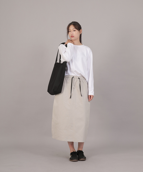 SAINTCREW(セントクルー)の「ポケットレスビッグサイズトラペーズエコバッグBPL-164ブラック(エコバッグ/サブバッグ・レディース・その他・フリー)」の3枚目の写真