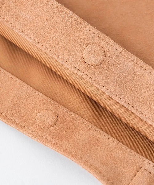 kalsac(カルサック)の「SIMPLE LEATHER TOTE SUEDE(トートバッグ・レディース・キャメル・ONE SIZE)」の5枚目の写真
