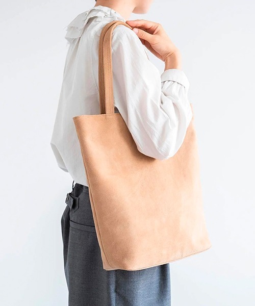 kalsac(カルサック)の「SIMPLE LEATHER TOTE SUEDE(トートバッグ・レディース・キャメル・ONE SIZE)」の9枚目の写真