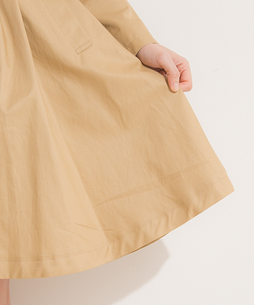 Banner Barrett(バナーバレット)の「フレアトレンチCO(トレンチコート・レディース・ベージュ/ネイビー・38/36)」の13枚目の写真