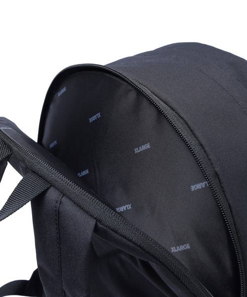 XLARGE(エクストララージ)の「DOUBLE POCKET DAYPACK(バックパック/リュック・メンズ・ブラック・ONE SIZE)」の8枚目の写真
