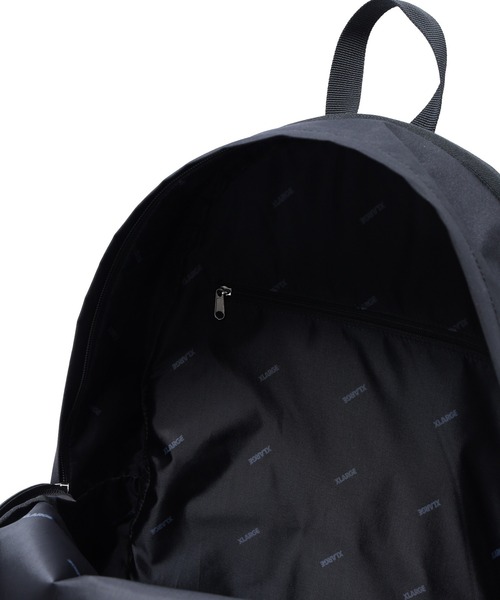 XLARGE(エクストララージ)の「DOUBLE POCKET DAYPACK(バックパック/リュック・メンズ・ブラック・ONE SIZE)」の9枚目の写真