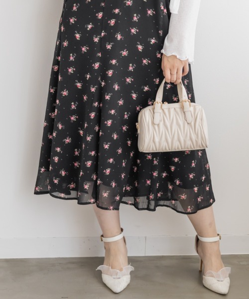 CLETTE(クレット)の「シアー花柄フロントリボンキャミワンピース(ワンピース・レディース・アイボリー/ブラック/ベージュ・LL/3L/4L)」の10枚目の写真