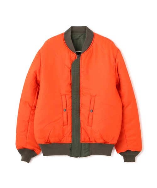 AVIREX(アヴィレックス)の「AVIREX -MA-1 COMMERCIAL LOGO(ナイロンジャケット・メンズ・ブラック/セージグリーン・XL/M/L)」の6枚目の写真