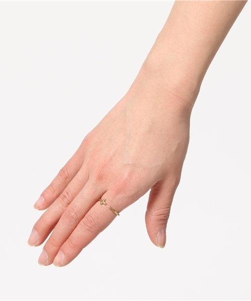 style counsel(スタイルカウンセル)の「【chibi jewels】チビ・ジュエルズ 十字架クロスリング(GOLD) Hammered Cross Ring(リング・レディース・ゴールド・FREE)」の2枚目の写真
