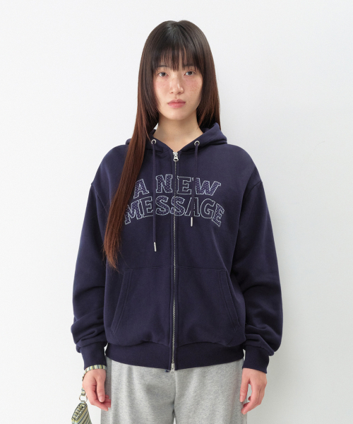 AMESWORLDWIDE（アメスワールドワイド）の「NEW MESSAGE HOODIE ZIP-UP ネイビー（パーカー・レディース・その他・SMALL/MEDIUM/LARGE）」の5枚目の写真
