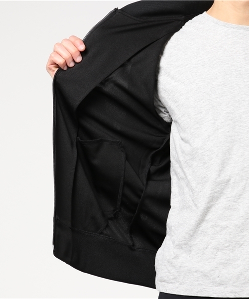 THE CASUAL(カジュアル)の「ハイブリッド ストレッチ MA-1 ジャケット(MA-1・メンズ・ブラック/カーキ/杢グレー/ワイン/ネイビー/キャメル/モカ・L/M/LL/XL/S/XXL)」の10枚目の写真