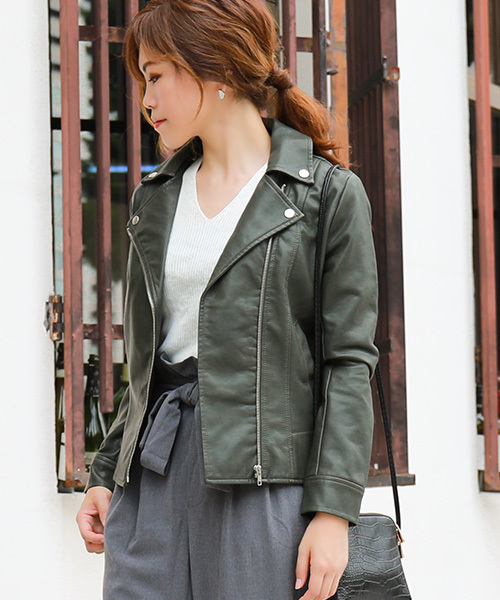 Fashion Letter（ファッションレター）の「レザーダブルライダースジャケット（ライダースジャケット・レディース・ブラウン/キャメル/ベージュ/ピンク/カーキ/ブラック/アッシュグレー/マスタード/ライトベージュ/ブルー/モカ/アイボリー/ラベンダー/ミント・L/M/LL/3L）」の8枚目の写真