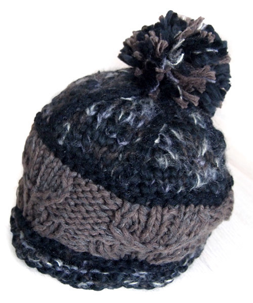 BEATJIVE(ビートジャイブ)の「マルチカラーローゲージボンボンニット帽(ニットキャップ/ビーニー・メンズ・ブラウン/ブラック/ネイビー・FREE)」の5枚目の写真