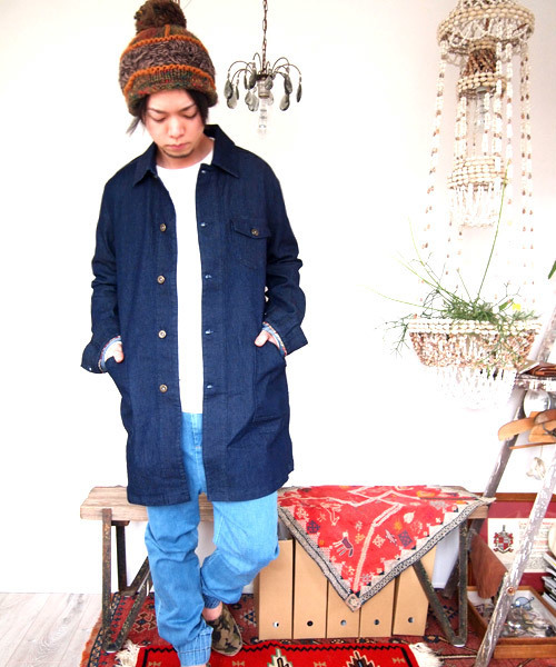 BEATJIVE(ビートジャイブ)の「マルチカラーローゲージボンボンニット帽(ニットキャップ/ビーニー・メンズ・ブラウン/ブラック/ネイビー・FREE)」の17枚目の写真