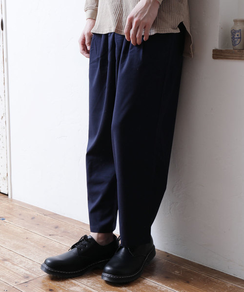 TopIsm(トップイズム)の「ビッグシルエット TRストレッチワイドパンツ(スラックス・メンズ・グレー/ブラック/チャコール/ネイビー・L/M)」の1枚目の写真