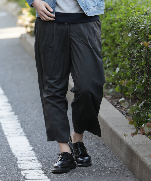 TopIsm(トップイズム)の「ビッグシルエット TRストレッチワイドパンツ(スラックス・メンズ・グレー/ブラック/チャコール/ネイビー・L/M)」の4枚目の写真
