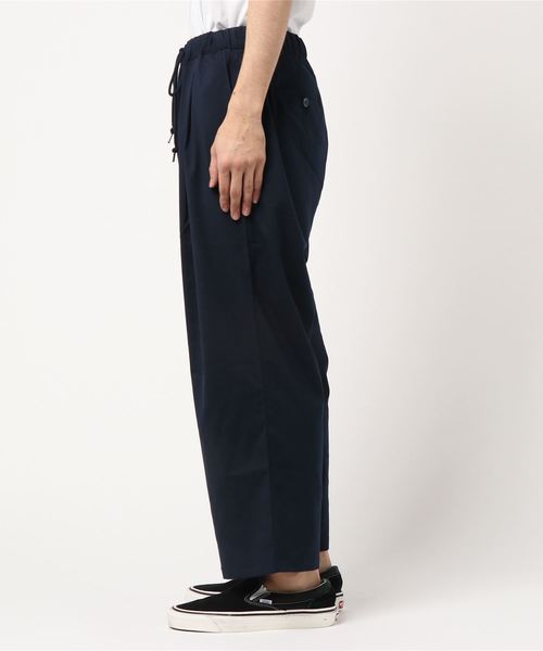 TopIsm(トップイズム)の「ビッグシルエット TRストレッチワイドパンツ(スラックス・メンズ・グレー/ブラック/チャコール/ネイビー・L/M)」の9枚目の写真