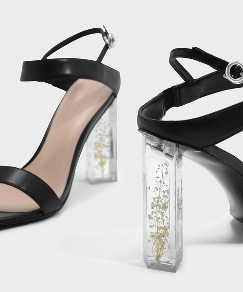 CHARLES & KEITH(チャールズ & キース)の「フローラルルーサイトヒールサンダル / FLORAL LUCITE HEEL SANDALS(パンプス・レディース・ブラック/ピンク・23cm/23.5cm/24.5cm/25cm)」の6枚目の写真