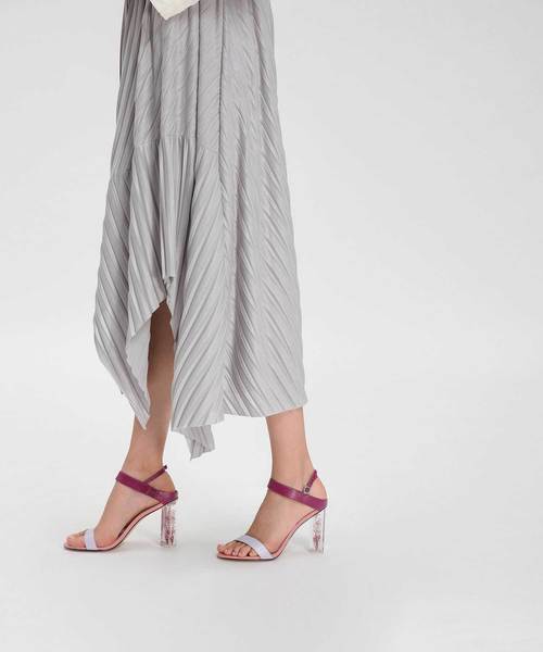 CHARLES & KEITH(チャールズ & キース)の「フローラルルーサイトヒールサンダル / FLORAL LUCITE HEEL SANDALS(パンプス・レディース・ブラック/ピンク・23cm/23.5cm/24.5cm/25cm)」の14枚目の写真