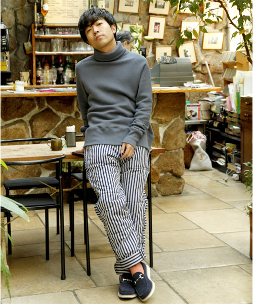 PHINGERIN（フィンガリン）の「【WEB先行予約】PHINGERIN / TTL SWEAT（スウェット・メンズ・ダークグリーン/ブルー・SMALL/MEDIUM）」の7枚目の写真